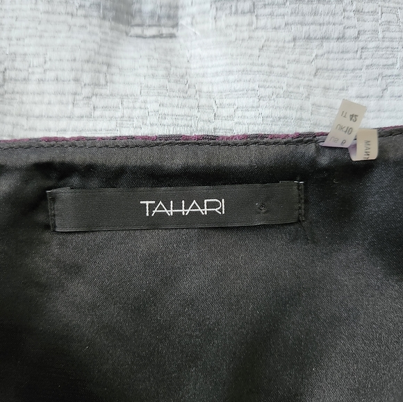 Tahari skirt - Picture 2 of 9